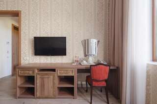Отель Amra Park-hotel & Spa Гагра Люкс без балкона-7