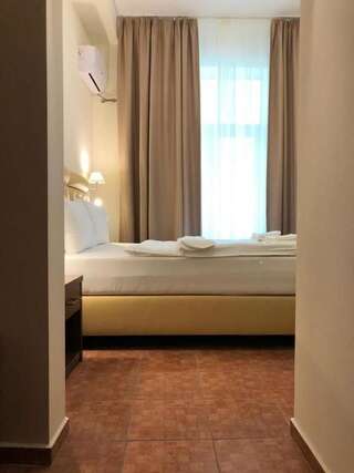 Отель Amra Park-hotel & Spa Гагра Стандартный двухместный номер с 1 кроватью или 2 отдельными кроватями — Дополнительное здание-7