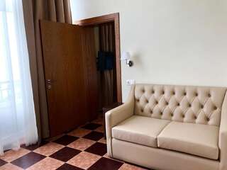 Отель Amra Park-hotel & Spa Гагра Полулюкс — Дополнительное здание-2