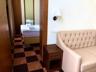 Отель Amra Park-hotel & Spa Гагра Полулюкс — Дополнительное здание-11